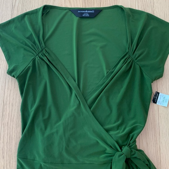 Norma Kamali Jersey Short Sleeve Wrap Dress Olive Green Size XXL NWT - Picture 3 of 13